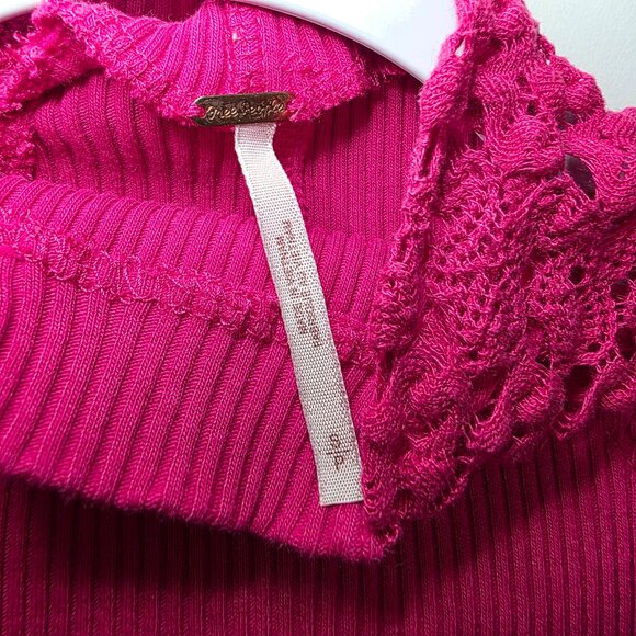 Free People Clemente Crochet Sleeve Mock Neck  Top- Pink - Small - Retail $110 - Picture 2 of 2